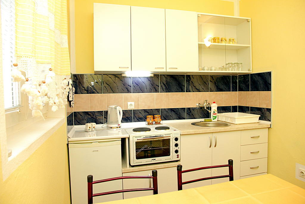Apartmani Jovanovic Petrovac Habitación foto