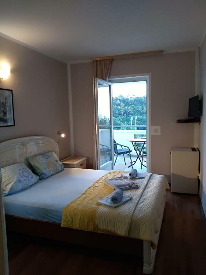 Apartmani Jovanovic Petrovac Exterior foto