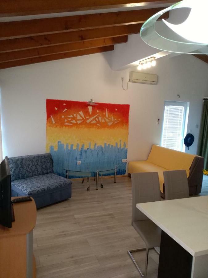Apartmani Jovanovic Petrovac Exterior foto