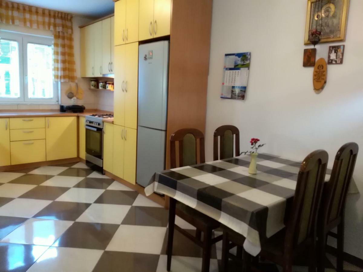 Apartmani Jovanovic Petrovac Exterior foto